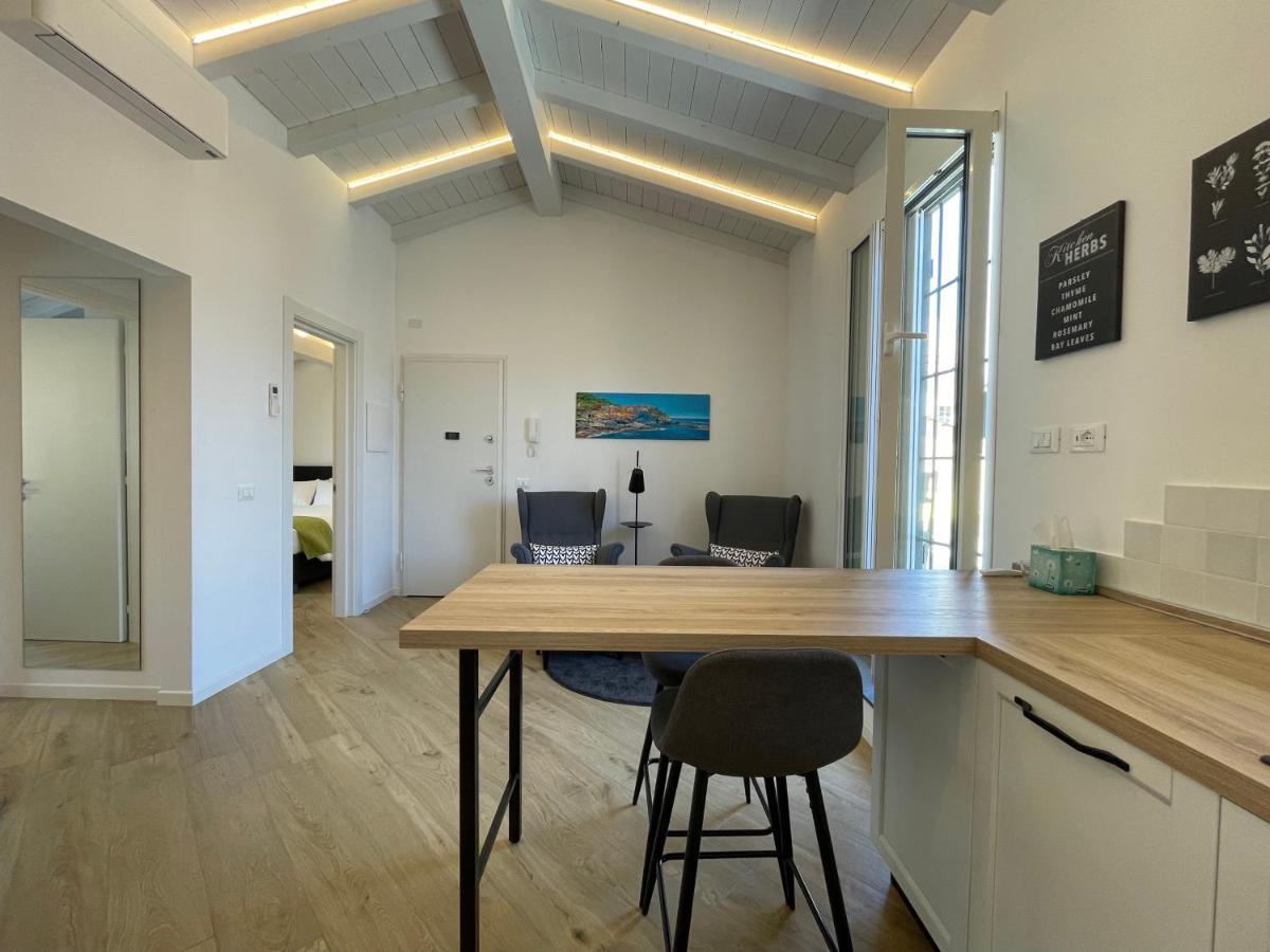 Sun Luxury Apartment In Centro Storico Chiavari Exterior foto